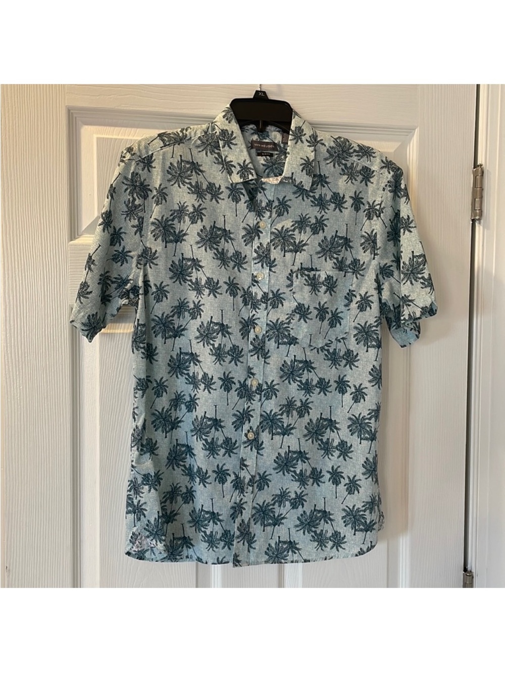 Van Heusen Light Blue Short-Sleeve Palm Print Button-Down Shirt
